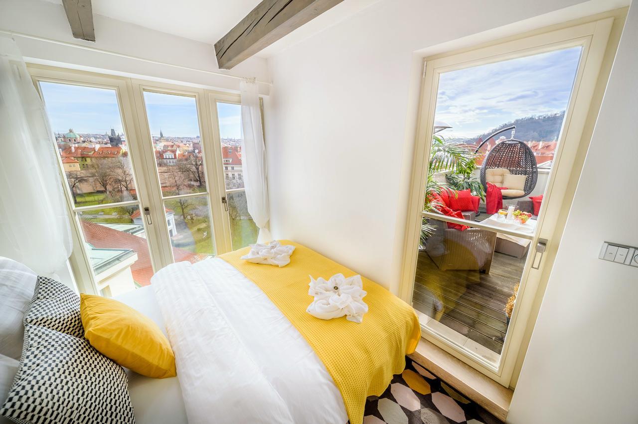 Apartmán President By Castle, Views Prague